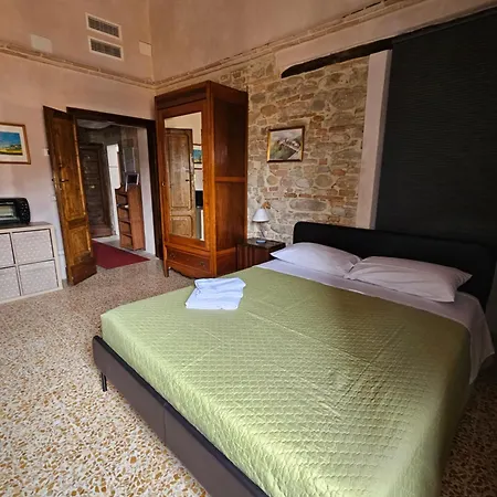 Il Vicoletto Di Bibi - Hotel Staffolo