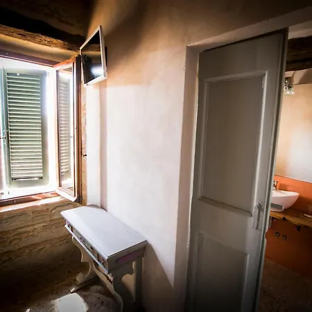 Hotel Il Vicoletto Di Bibi - Staffolo