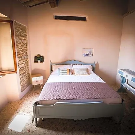 Il Vicoletto Di Bibi - Hotel Staffolo